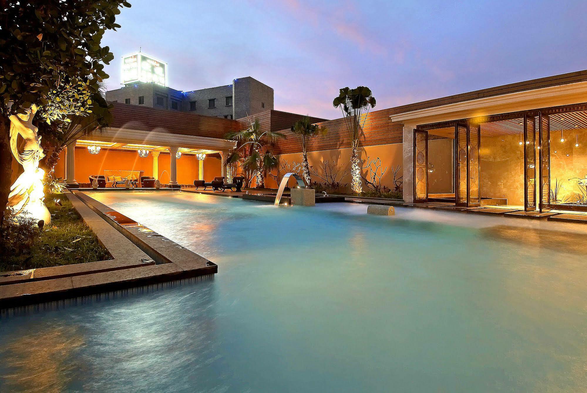 All-Ur Boutique Motel-Ping Tung Branch Pingtung Luaran gambar